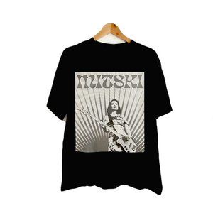 Black basic short sleeve tee